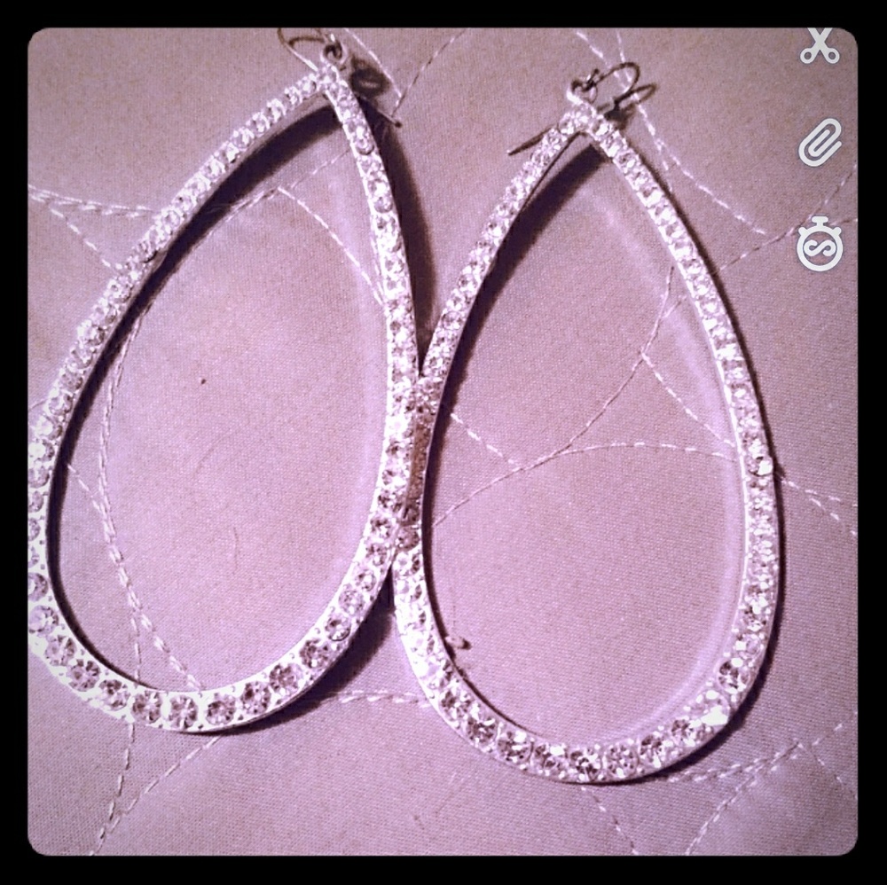 Tear Drop Hoop Earrings